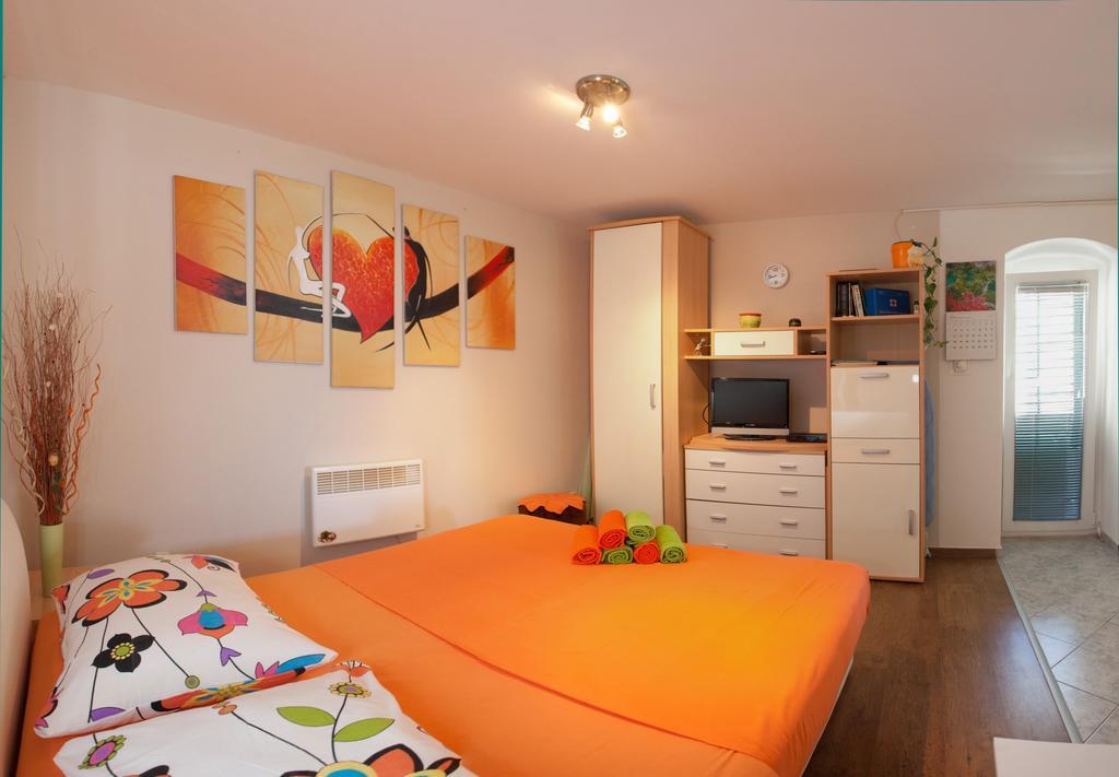 Paradise Apartment With Big Sunny Terrace In The Old Town, Few Meters From The Sea & Riva Promenade Split Phòng bức ảnh