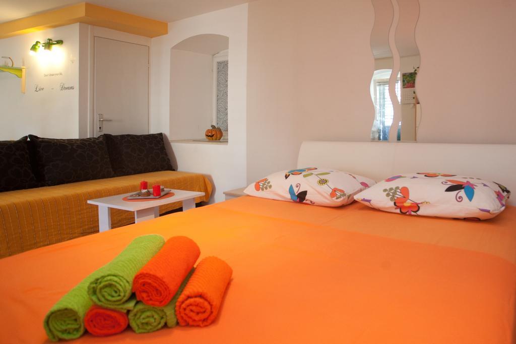 Paradise Apartment With Big Sunny Terrace In The Old Town, Few Meters From The Sea & Riva Promenade Split Phòng bức ảnh