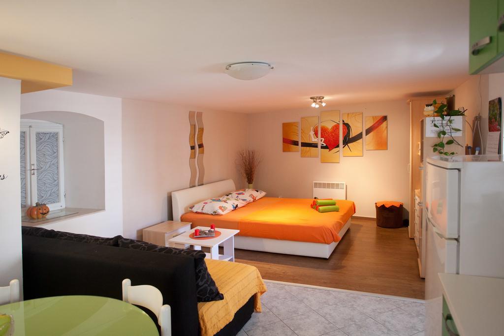 Paradise Apartment With Big Sunny Terrace In The Old Town, Few Meters From The Sea & Riva Promenade Split Phòng bức ảnh